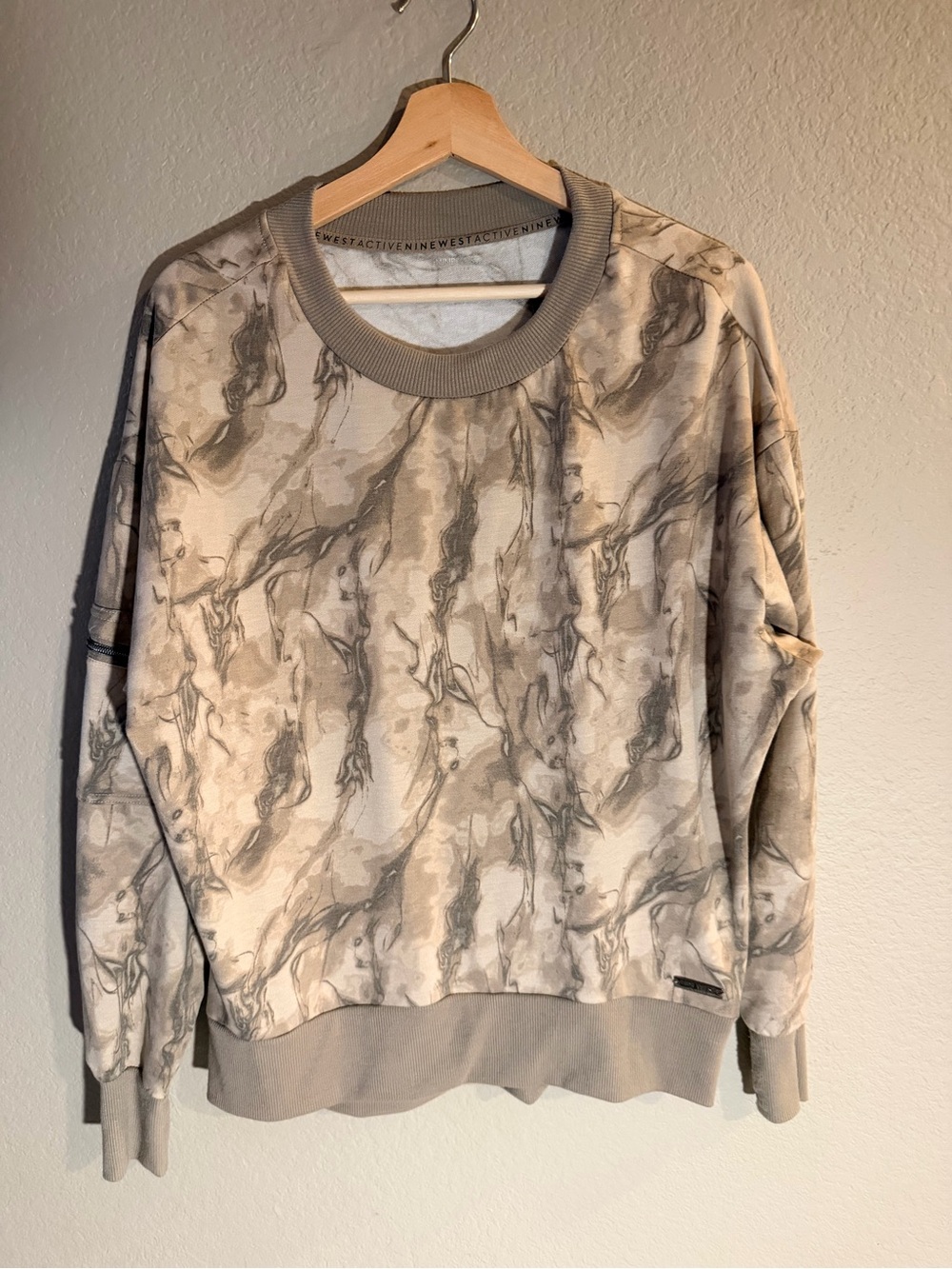 Women’s Nine West Marble-Print Camo Crewneck Sweater